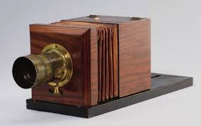 Bourquin – Appareils Photographiques & Instruments d’Optique