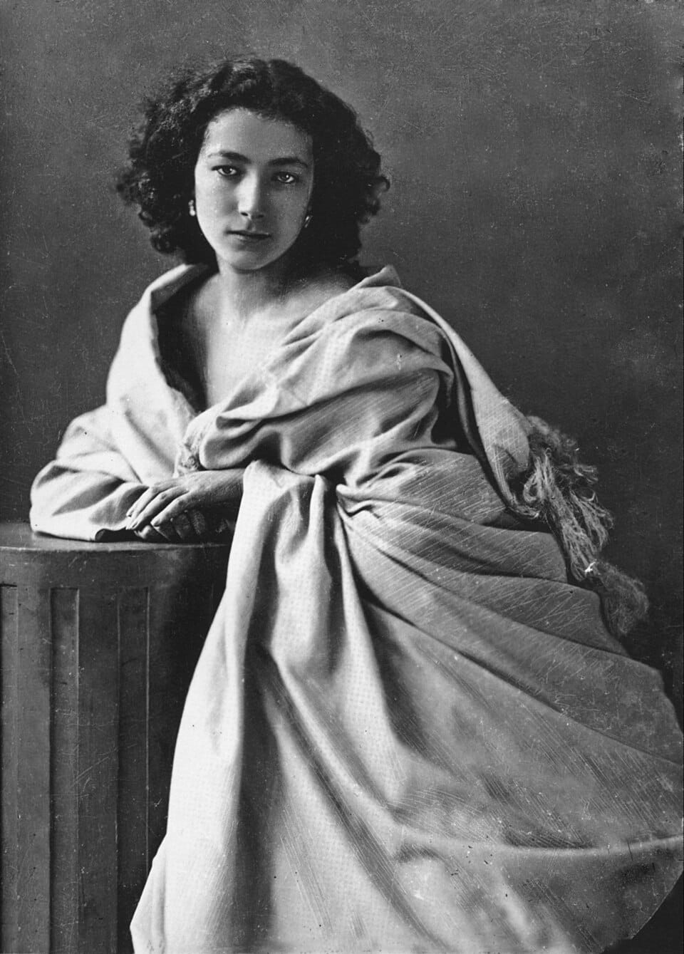 Portrait of Sarah Bernhardt – Félix Nadar, 1865
