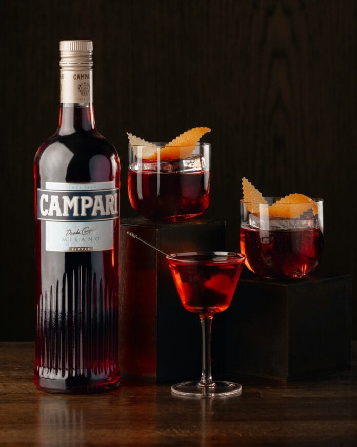 Semiotica pubblicitaria: Campari e Olivetti nell’immaginario Semiotica pubblicitaria: Campari e Olivetti nell’immaginario