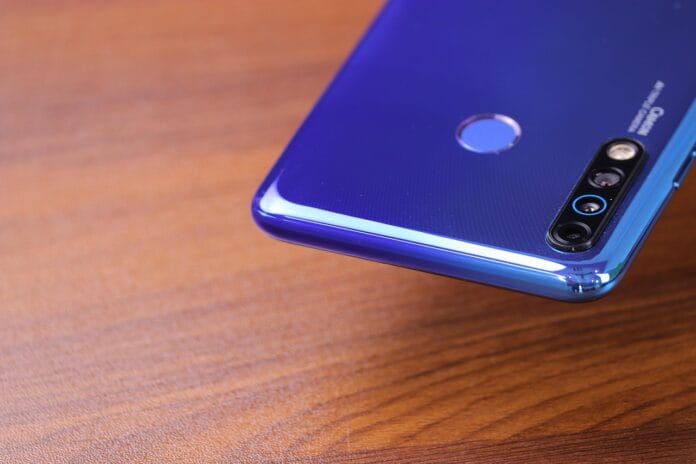 Fotocamere integrate negli smartphone Fotocamere integrate negli smartphone