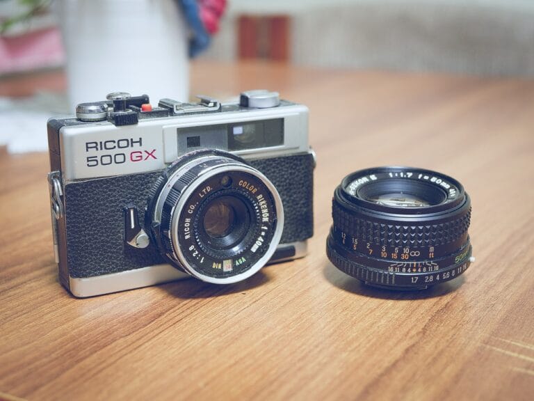 Reflex analogiche (SLR): storia, funzionamento e modelli 20 fotocamera reflex analogica slr