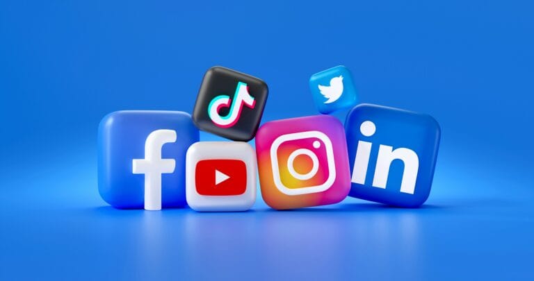 La dimensione delle immagini sui social nel 2026 8 social media logos in 3d facebook instagram twitter tiktok youtube linkedin feel free to contact me through email mariia at shalabaievacom stockpack unsplash