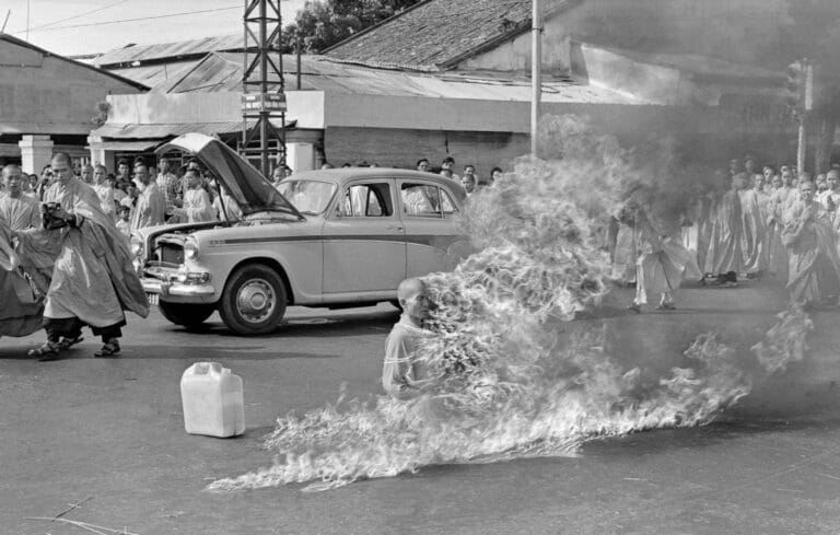Il monaco in fiamme a Saigon 1963 — Malcolm Browne