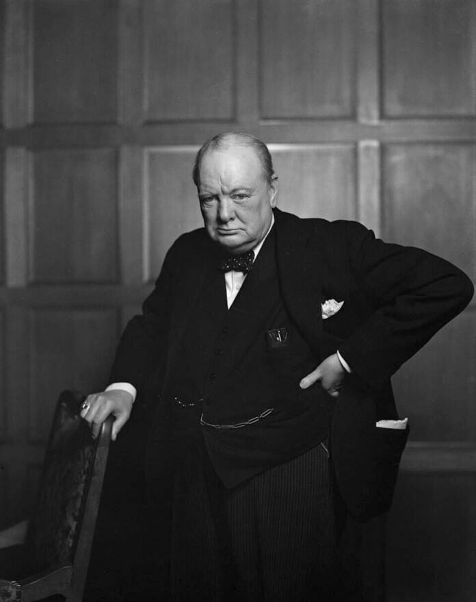 Ritratto di Winston Churchill (1941) — Yousuf Karsh