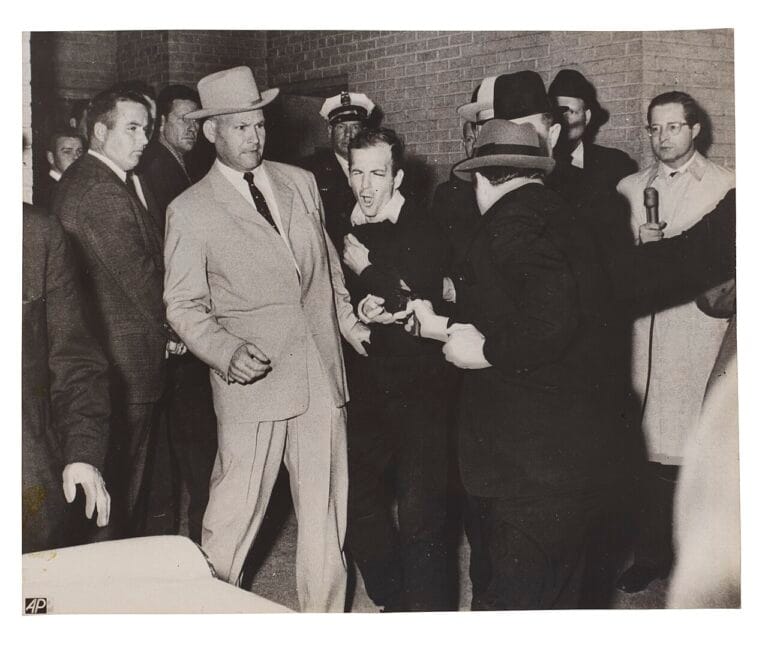 Luccisione di Lee Harvey Oswald 1963 — Robert H. Jackson