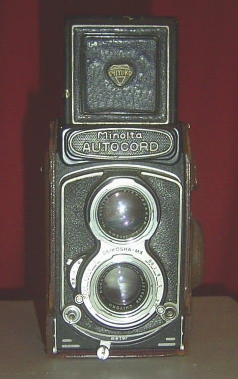 Minolta: storia del brand che ha inventato l’autofocus e poi è scomparso 5 MinotlaTLR