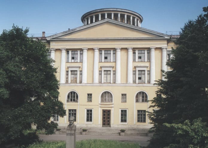 GOI – Istituto Statale di Ottica (Государственный оптический институт) 2 GOI